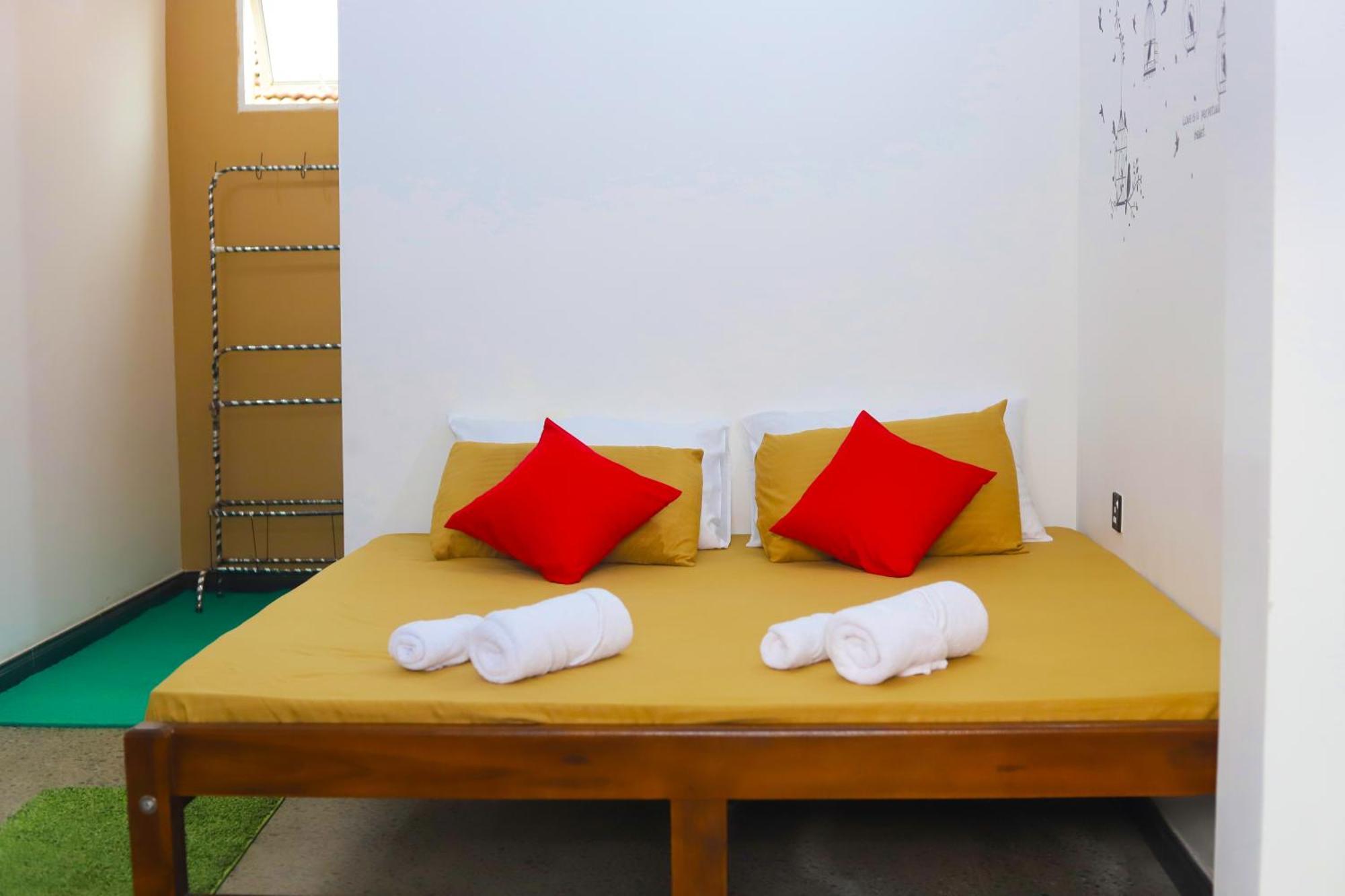 Royal Hub Hotel Kudapaduwa Екстериор снимка